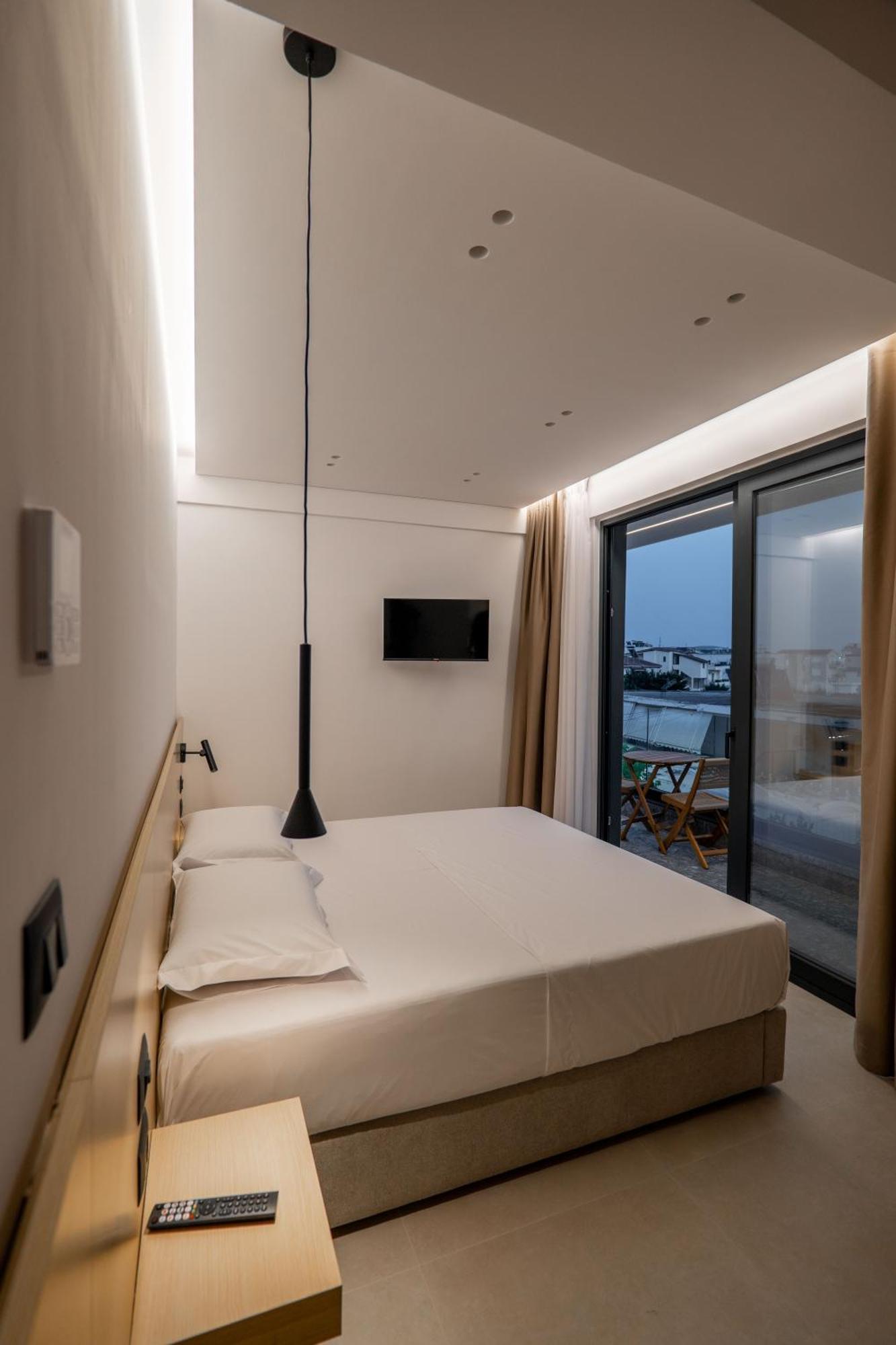 Austin Boutique Hotel Саранде Екстериор снимка