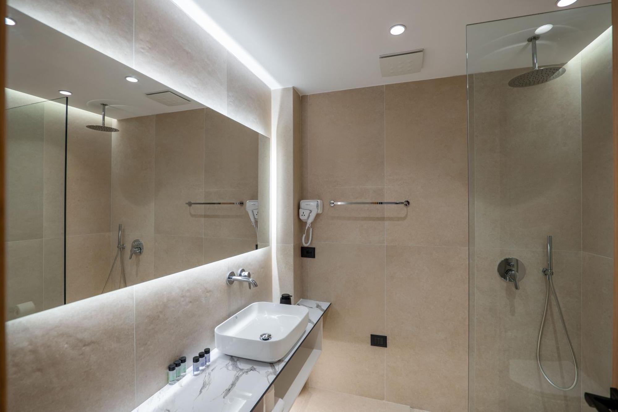 Austin Boutique Hotel Саранде Екстериор снимка