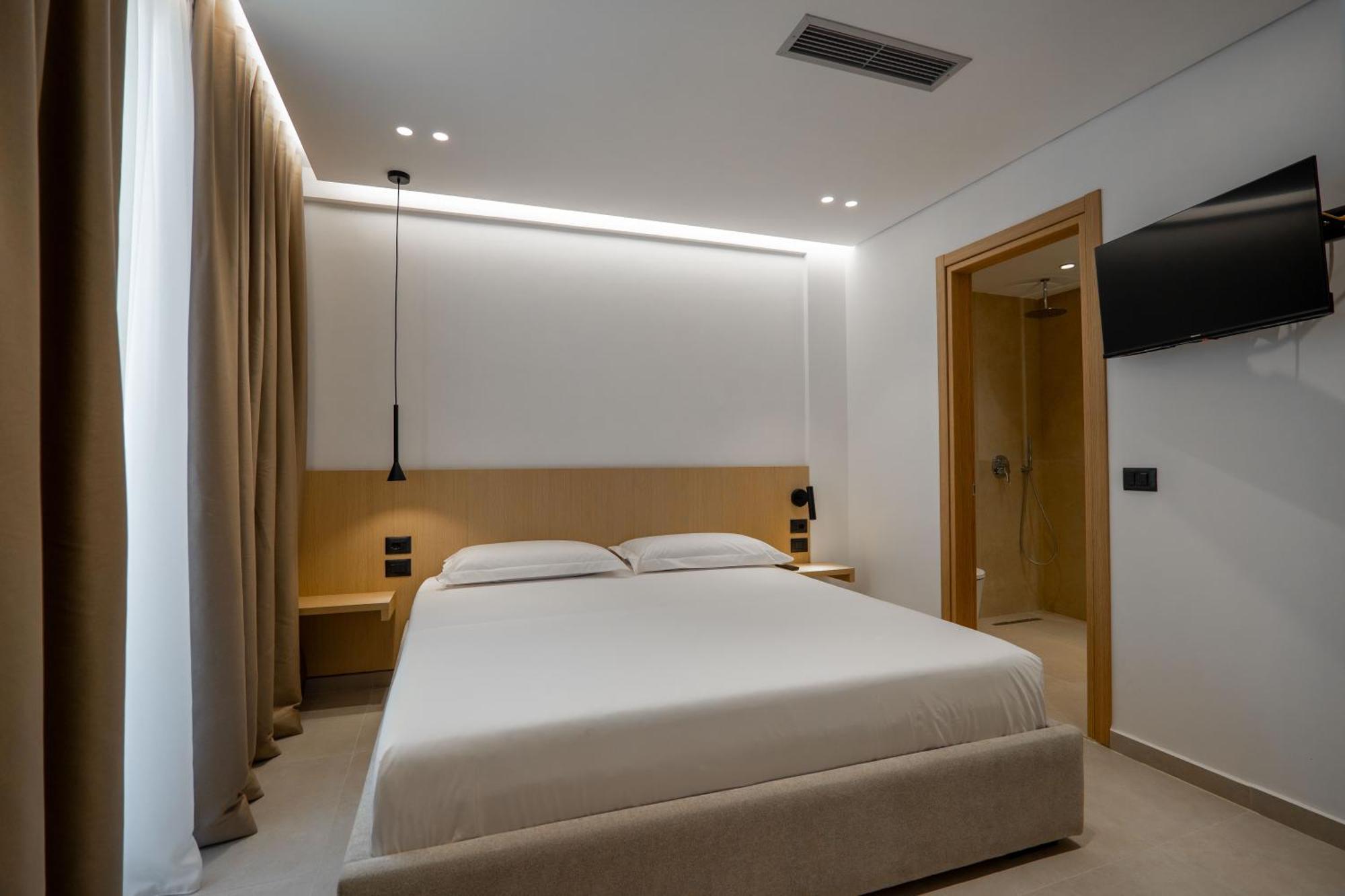 Austin Boutique Hotel Саранде Екстериор снимка