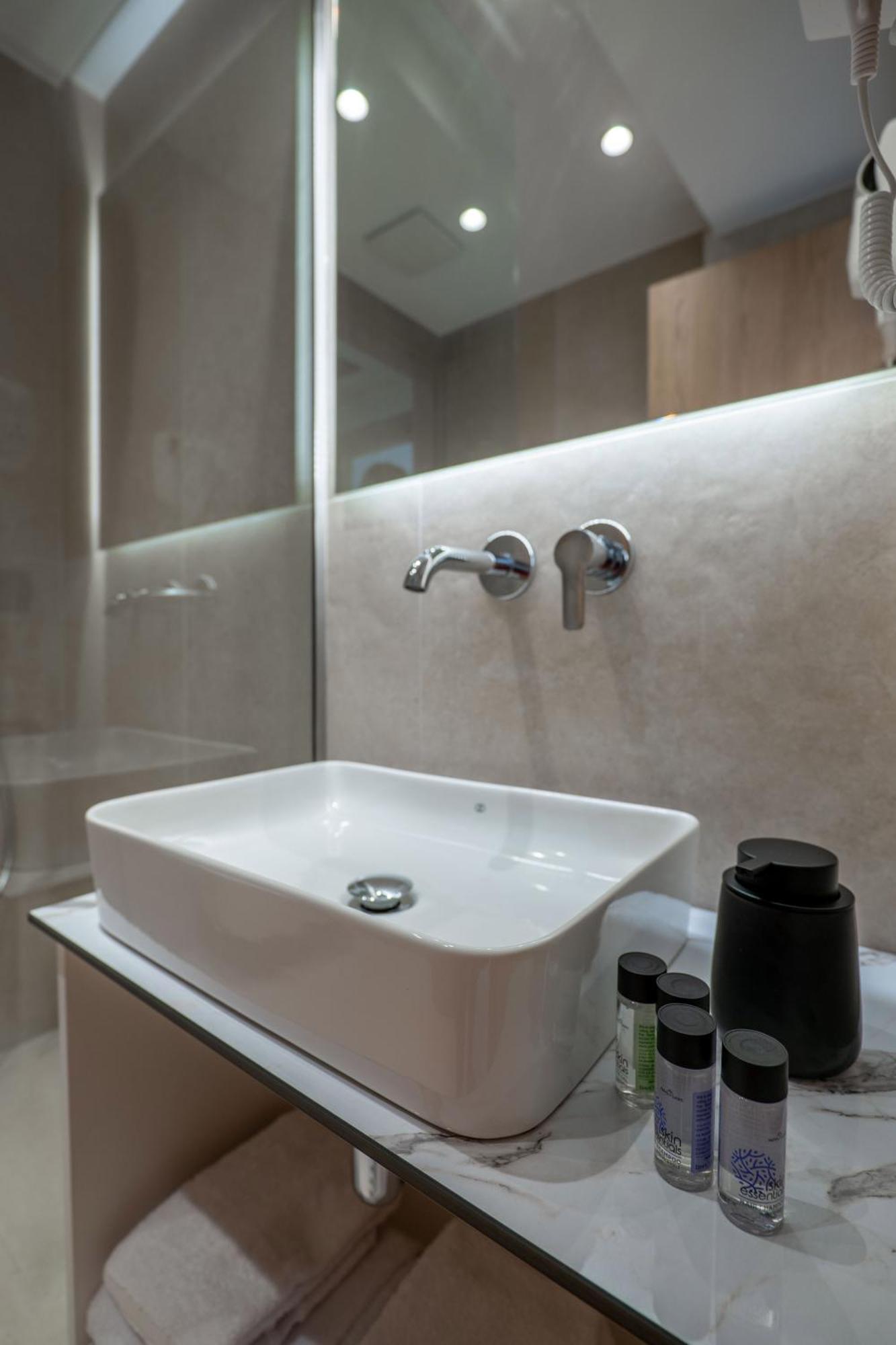 Austin Boutique Hotel Саранде Екстериор снимка