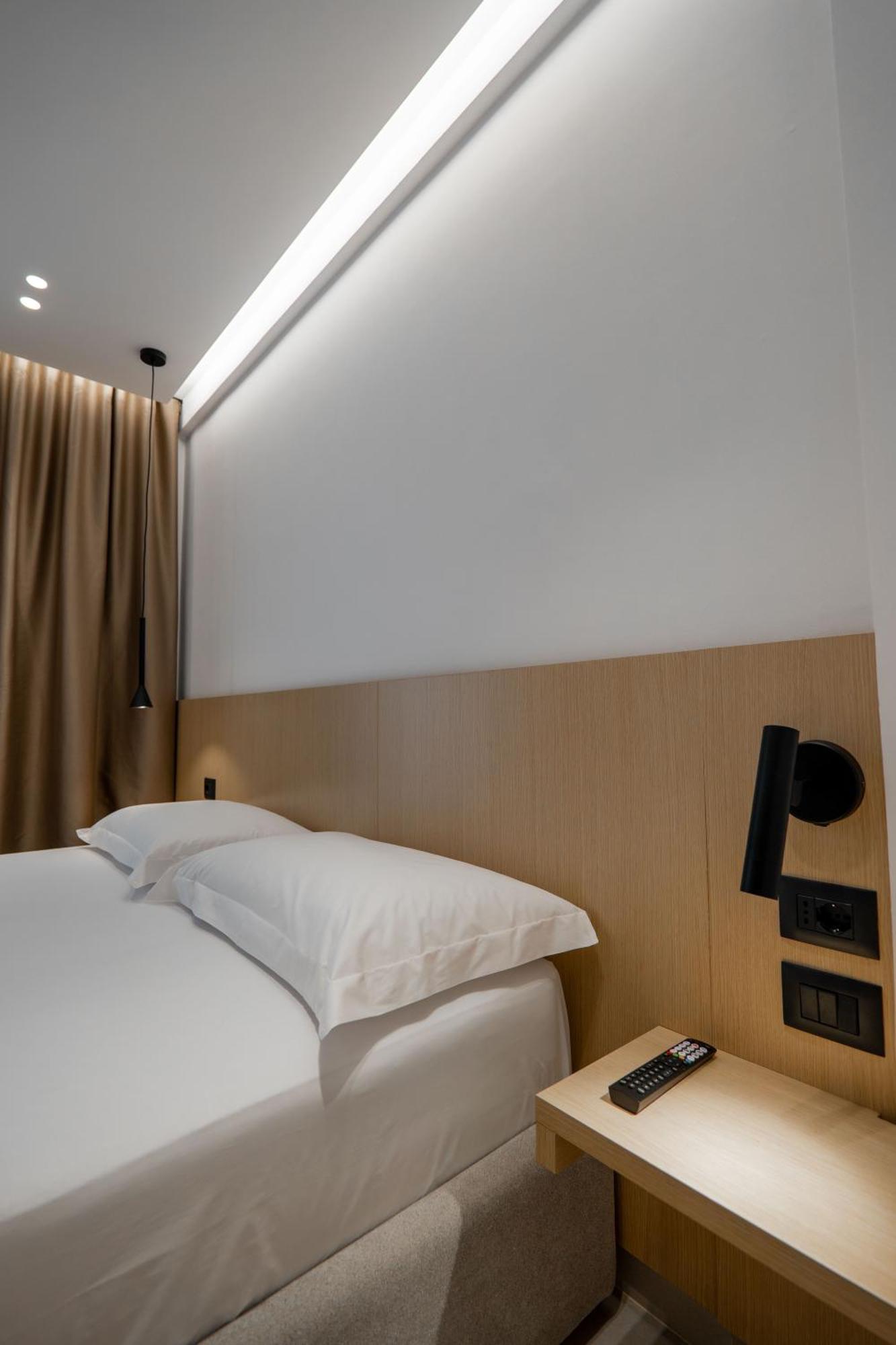 Austin Boutique Hotel Саранде Екстериор снимка